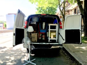Jeff On The Road - How To Find An Apartment in Montreal - Moving Truck - All photos are under Copyright © 2017 Jeff Frenette Photography / dezjeff. To use the photos, please contact me at dezjeff@me.com.