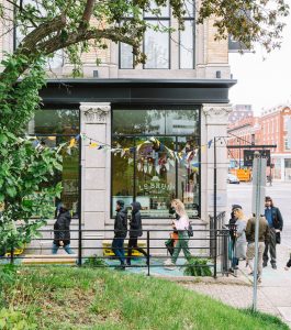 Quoi faire à Trois-Rivières — Magasinage chez Le Brun en ville — Jeff Frenette Photography