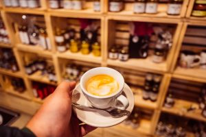 Café cortado chez Clickafé - Sept-Îles - Tourisme Côte-Nord - Jeff Frenette Photography