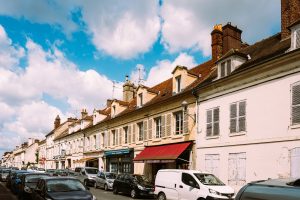 Rue du Connétable - Chantilly - Best Day Trip From Paris