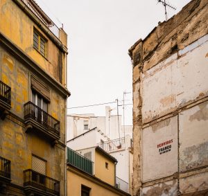 Walking in Ciutat Vella in Valencia, Spain - Best Things To Do - Jeff On The Road